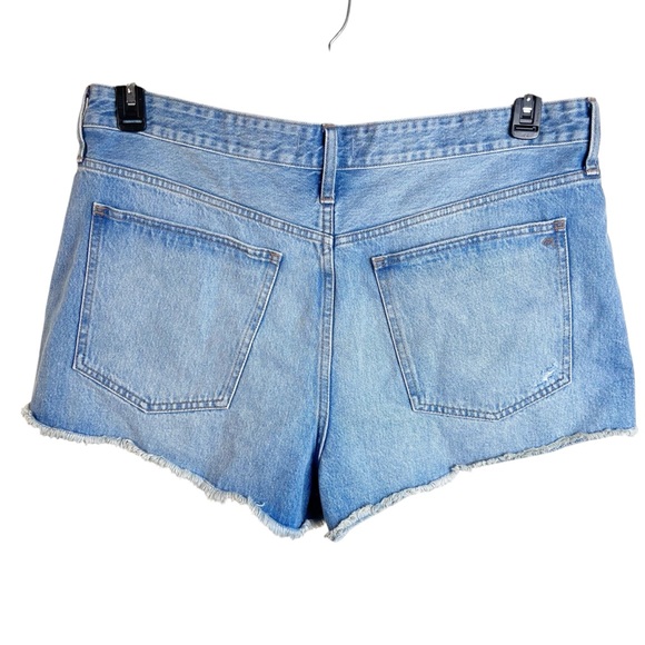 NWT Madewell Relaxed Distressed Denim Shorts Size 32 - Picture 2 of 13